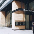Etranger : Boutique Louis Vuitton - Osaka - Japon 02