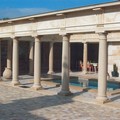 Outdoor fixtures and fittings : Colonnes